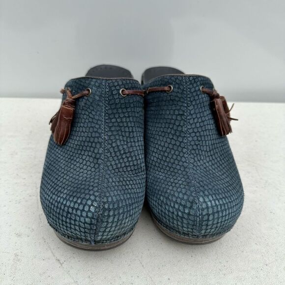 Dansko Shannon Womens Size EU 38 Shoes Blue Snake Print Nubuck Tasseled Mule - Picture 3 of 7